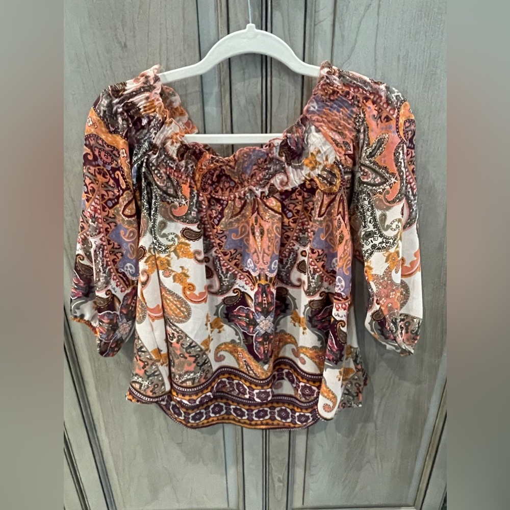 Love For Truth Size Small Top on/off shoulders